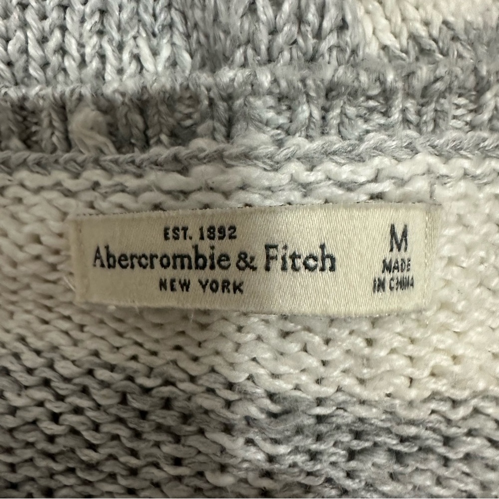 ABERCROMBIE & FITCH Womens Buttery Soft Striped Gray & White Sweater Size M - Picture 10 of 13